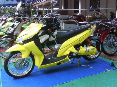 Beragam Tips Sepeda Motor Terhangat: Vario Modifikasi 