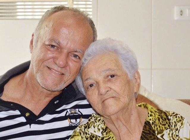 Dona Geralda, mãe do Dr. Nanau faleceu em Santa Cruz do Capibarbe