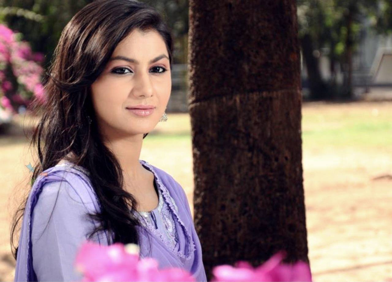 Every Lovely Wallpapers Free: Sriti Jha HD Wallpapers Free Download