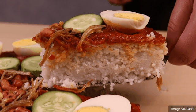 kek nasi lemak