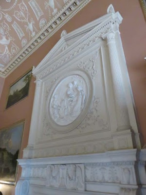 detail above fireplace