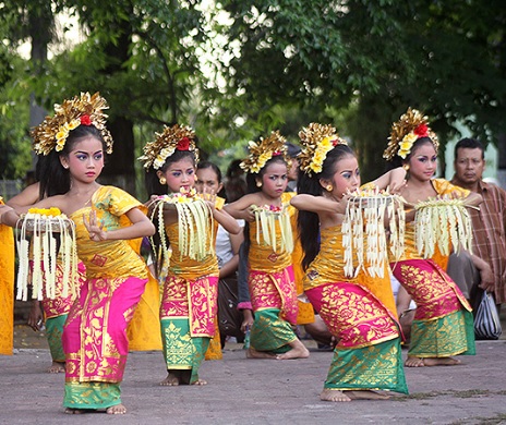 Contoh Pidato Tentang Melestarikan Budaya Bangsa (Singkat 