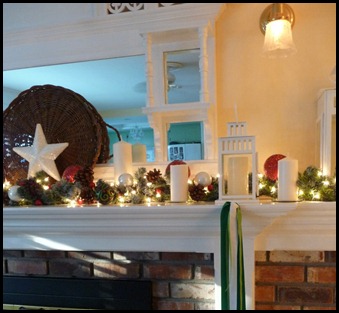 Chritstmas mantel trial 009 (800x732)