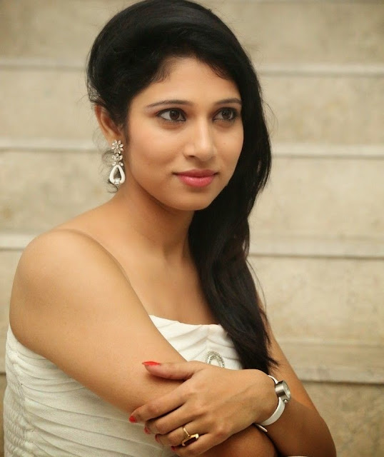 Tamil Actress Vandhitha Hot Photos in White Dress