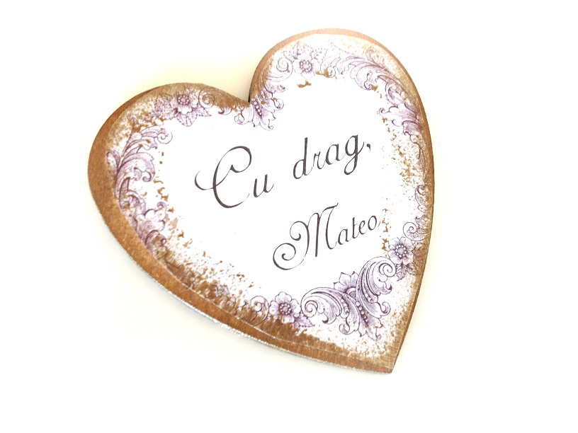 http://le-cose-animate.blogspot.ro/2014/04/marturii-personalizate-vintage-heart.html