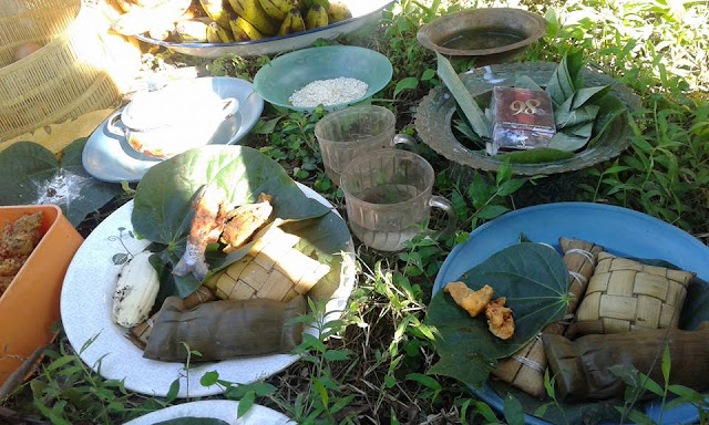 makanan tradisi ziarah makam tosalamaq