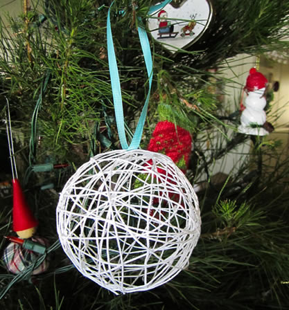 bolas de barbante decorativa Natal feita com barbante YouTube
