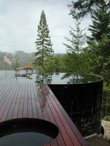 Sommerhaus nördlich von San Francisco von Olle Lundberg - Wildnis pur auf großer Terrasse plus Swimmingpool