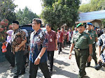 Danramil Gatak Dampingi Rombongan Walikota Semarang Berziarah