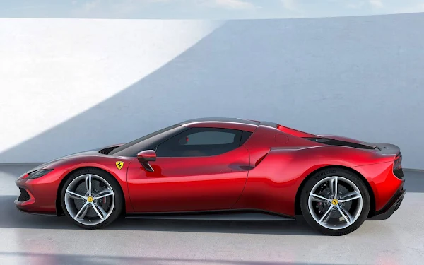 Nova Ferrari 296 GTB híbrida plug-in tem 830 cv de potência