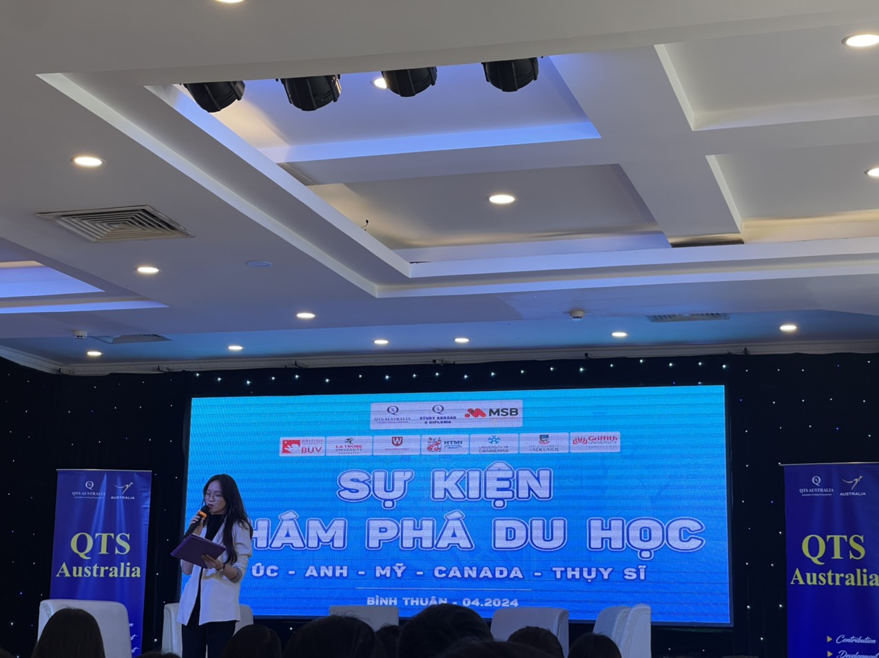 viet-unnesco-phan-thiet-hoc-tieng-anh-du-hoc