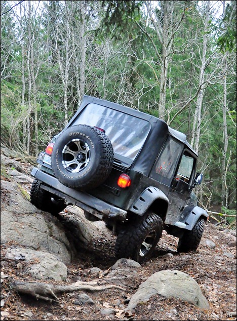 Jeep-Wrangler-4.0L-TJ-Sport-Terrängbild-Bak