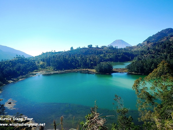 telaga warna dari petak sembilan