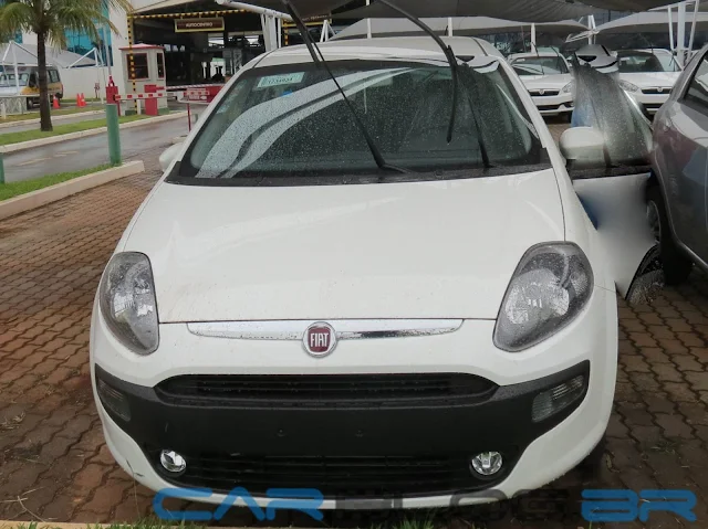 Fiat Punto Attractive Série Itália - branco