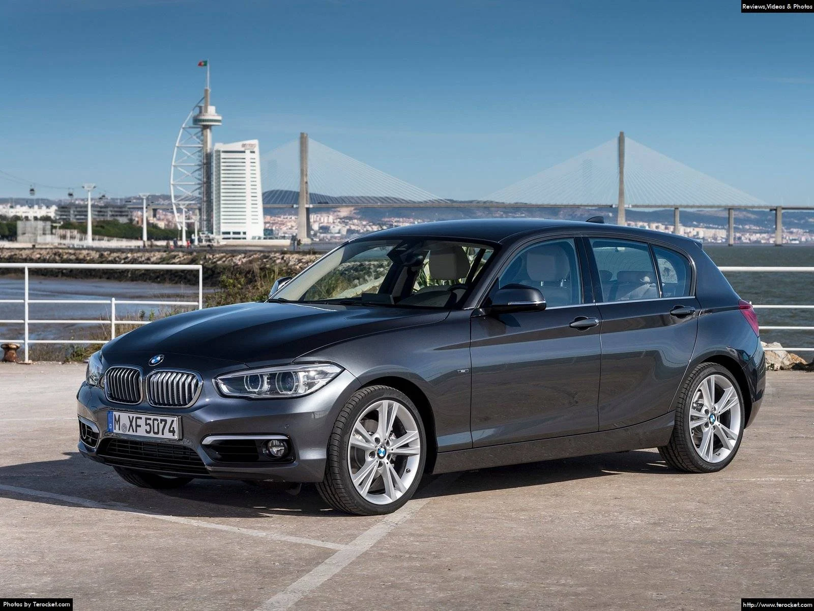 Hình ảnh xe ô tô BMW 1-Series Urban Line 2016 & nội ngoại thất