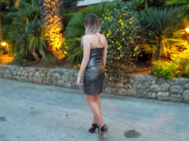 metallic silver bodycon dress