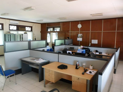 Partisi Kantor Setengah Badan urniture Semarang