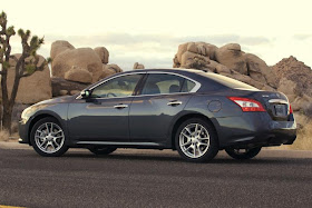 Side view of 2011 Nissan Maxima in desert