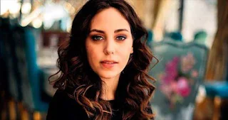 Oyku Karayel Wiki Biography, Pics, Age,Image,Profile,Tv Serial,Turkish Hottie