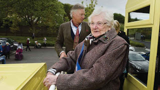 «Όλα με μέτρο» - Η γηραιότερη γυναίκα της Ιρλανδίας γιορτάζει τα 108 της χρόνια