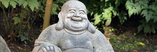 фигурка смеющегося Будды