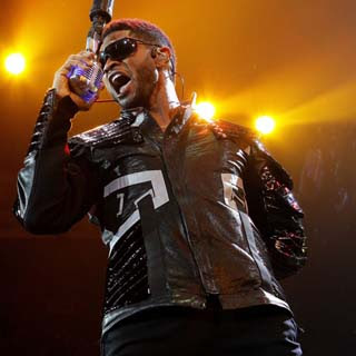 Usher – Climax Lyrics | Letras | Lirik | Tekst | Text | Testo | Paroles - Source: musicjuzz.blogspot.com