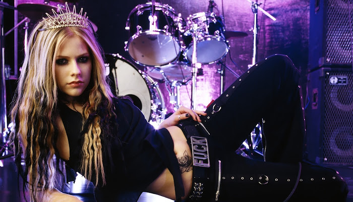 Avril Lavigne tiene uno de los 25 mejores álbumes de pop punk