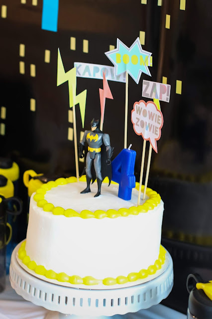 Easy Batman Cake with a Batman cake topper 