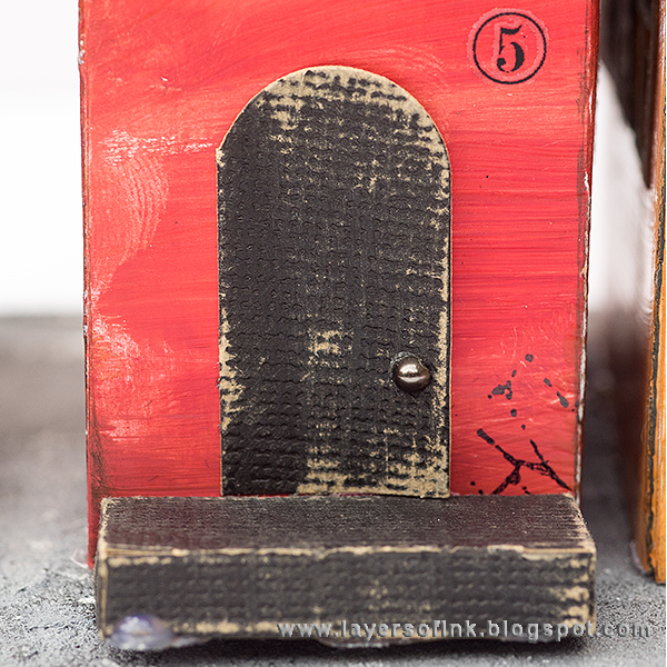 Layers of ink - Old Town Houses Tutorial by Anna-Karin, with Village Brownstone Tim Holtz Sizzix die