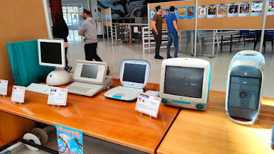 Exposición de ordenadores antiguos de Apple