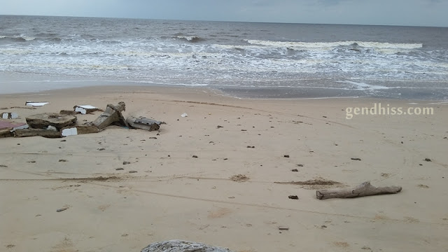 Pantai Ujung Pandaran