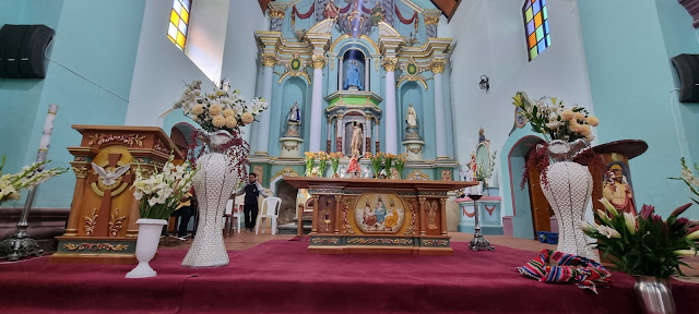 Am 25. Mai fand in der Pfarrei Chayanta die Segnung und Einweihung des neuen Altars und Ambons statt. In Chayanta hat unser Bischof einen neuen Kirchenaltar gesegnet, der in der Chiquitania von einem einheimischen Künstler hergestellt wurde.