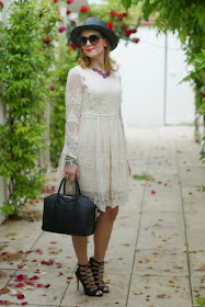 Chicwish lace dress, Givenchy Antigona bag, Majestical necklace, Fashion and Cookies, fashion blogger