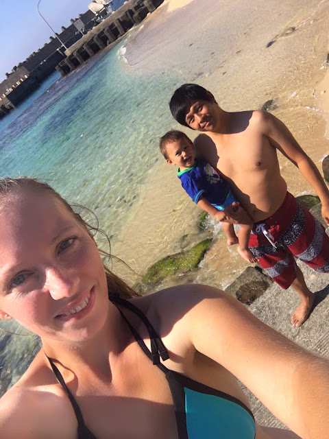 amwf couple, polish-taiwanese couple, beach, xiaoliuqiu, pingtung, taiwan