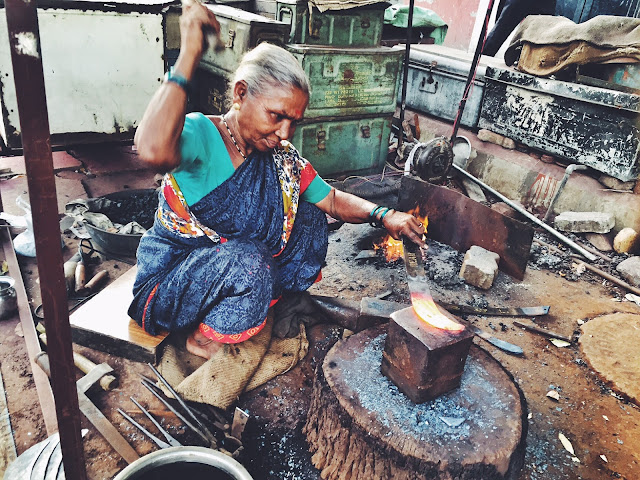 street photography pune india juna bazaar