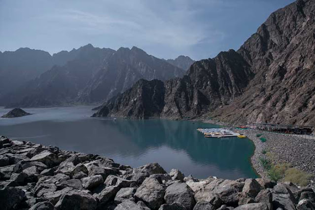 dubai romantic places - hatta mountains