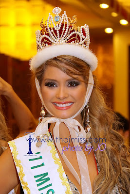 María Fernanda Cornejo Alfaro - Miss International 2011 - Miss Ecuador 2011(2nd Runner-up)