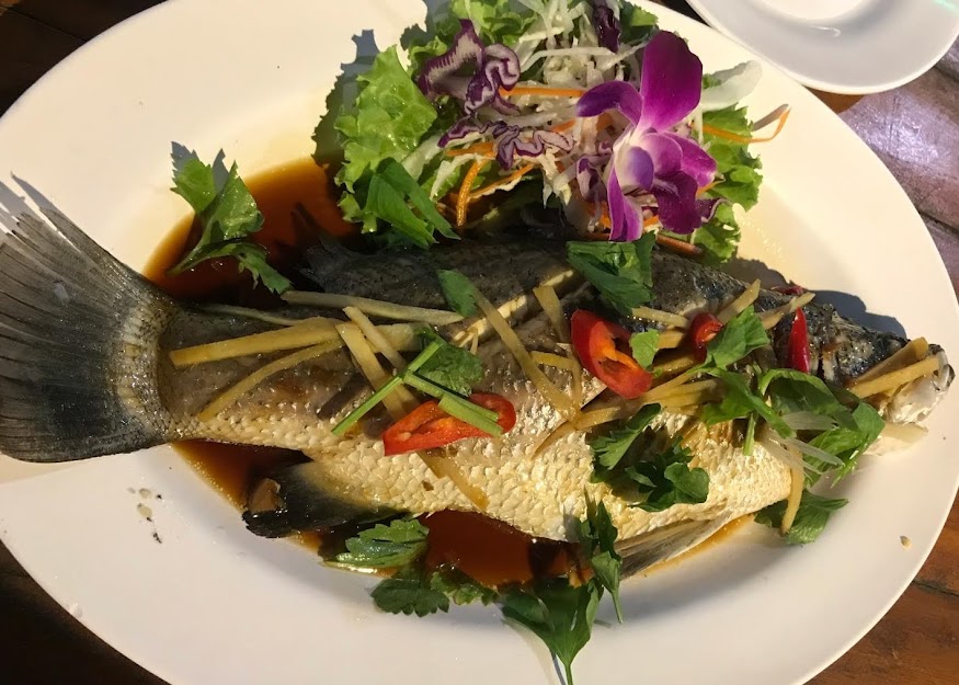 seafood dinner at Nopparat Seafood