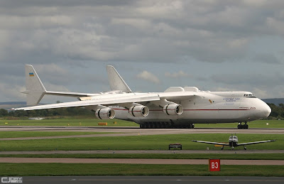 the largest transport airplane in the world