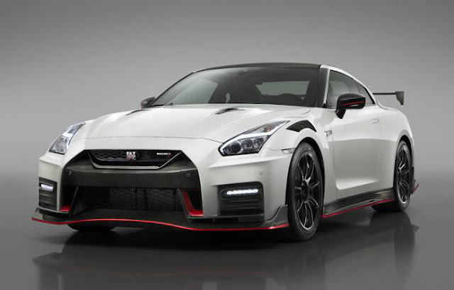 Nissan GTR
