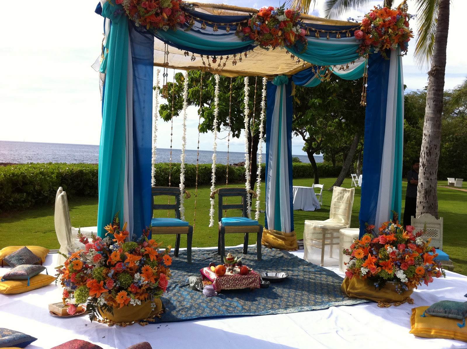 indian wedding table deco