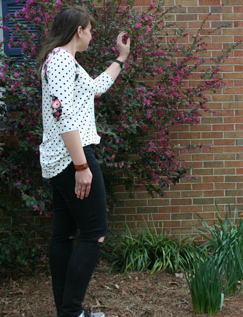 Show off your sporty side with a mixed pattern baseball tee!