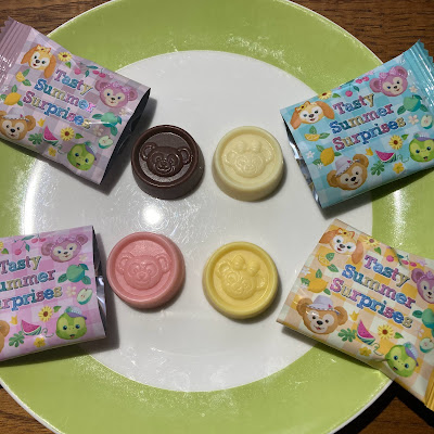 【ディズニーのお土産】TDS　「ダッフィー&フレンズ　チョコレート　缶」メリーチョコレートカムパニー