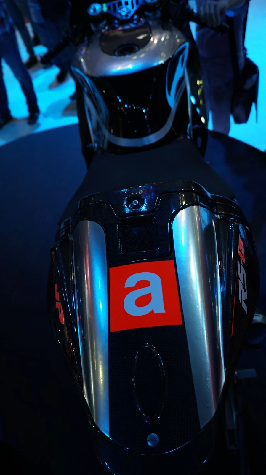 Aprilia RSV4 RF 1000