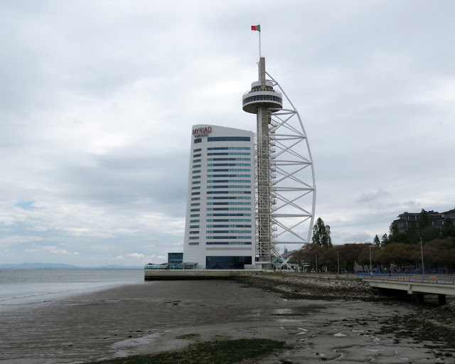 Myriad Hotel and Vasco da Gama Tower, Rua Cais das Naus, Parque das Nações, Lisbon