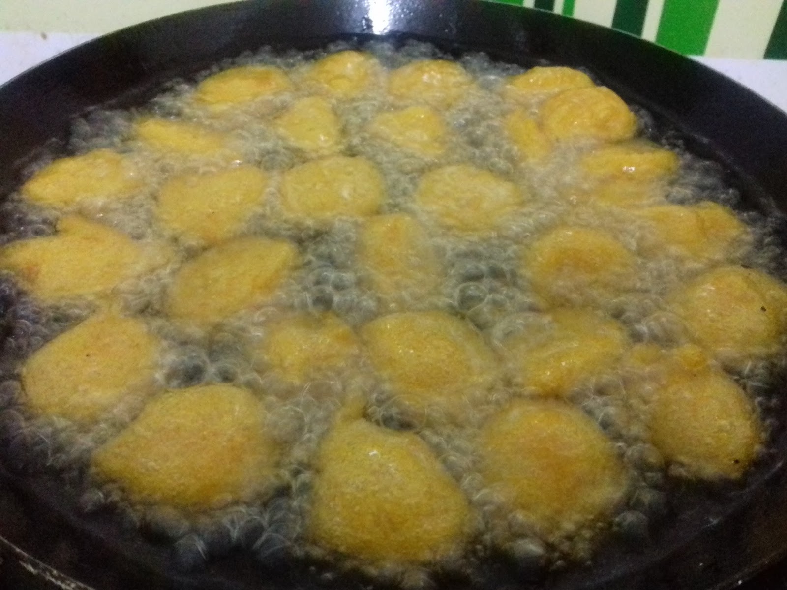 Resepi Cucur Cekodok - Pewarna h