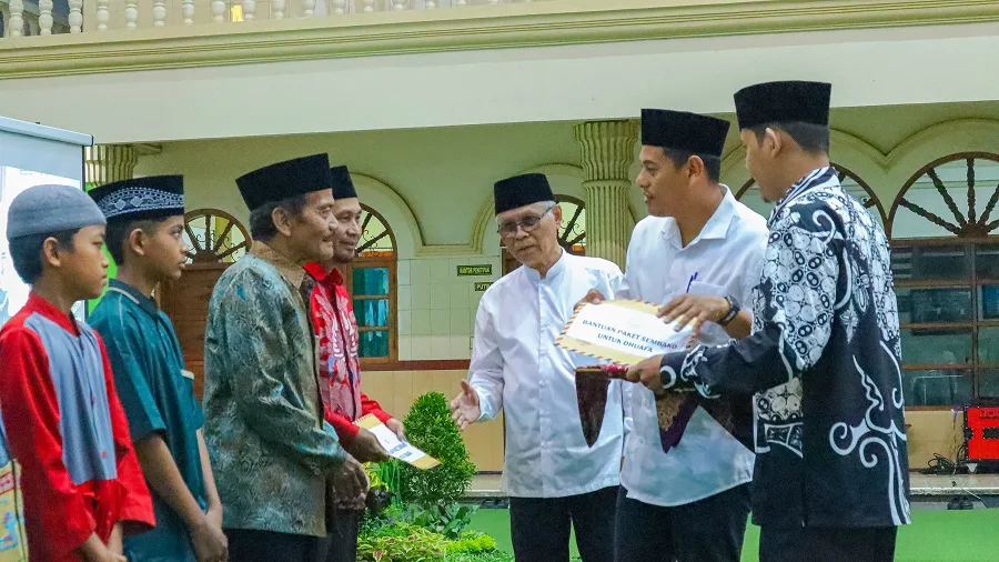 Ponpes Wali Barokah Gelar Buka Bersama, Wali Kota Kediri Ingatkan Pentingnya Bekal Ilmu Pengetahuan bagi Generasi Muda