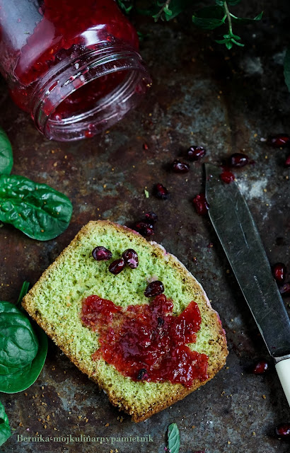 szpinak, babka, ciasto, cytryna, deser, zielono, granat, bernika, kulinarny pamietnik, wielkanoc, swieta