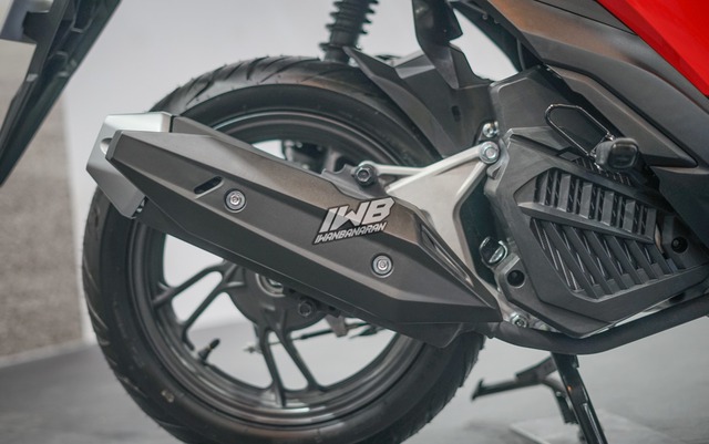 Ảnh thực tế Honda Vario 125 2023 vừa ra mắt: Giá quy đổi từ 35 triệu đồng, dễ tạo cơn sốt tại Việt Nam - Ảnh 8.