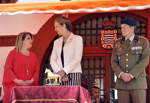 Infanta Elena presented Golden Horse (Caballo de Oro) award to the Royal Guards with a ceremony held during Jerez Horse Fair in Cadiz city of Spain